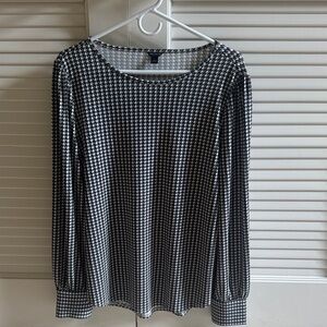 Ann Taylor Black and White Houndstooth Blouse
